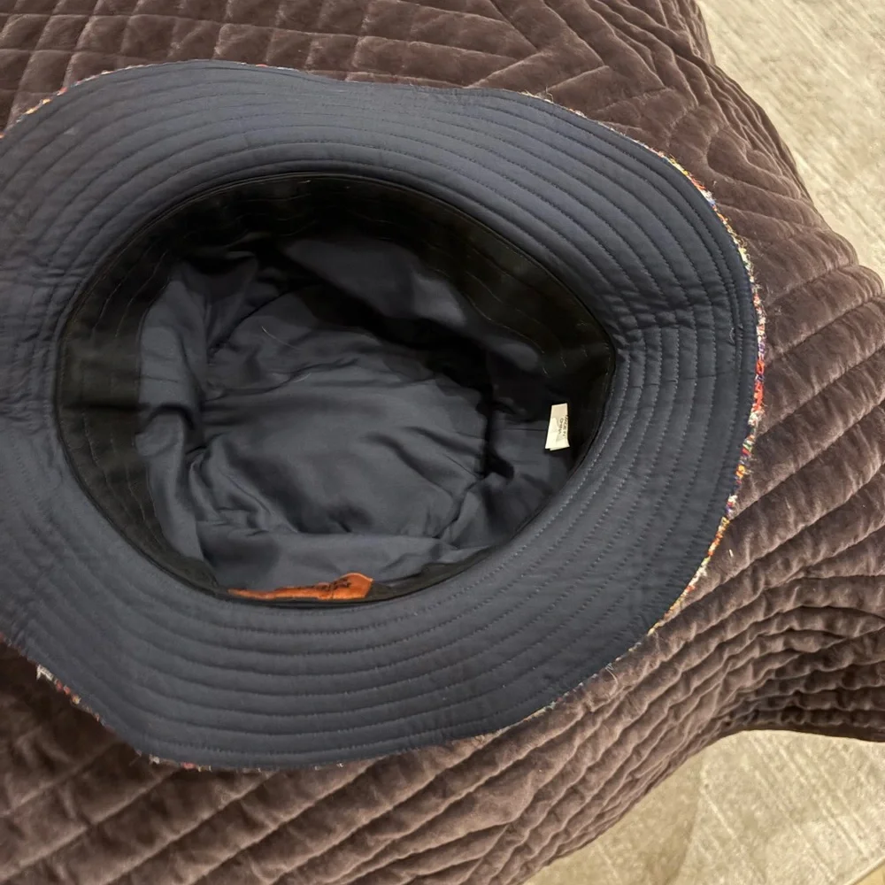 Missoni Supreme Black and Gray Hat - Picture 4 of 4